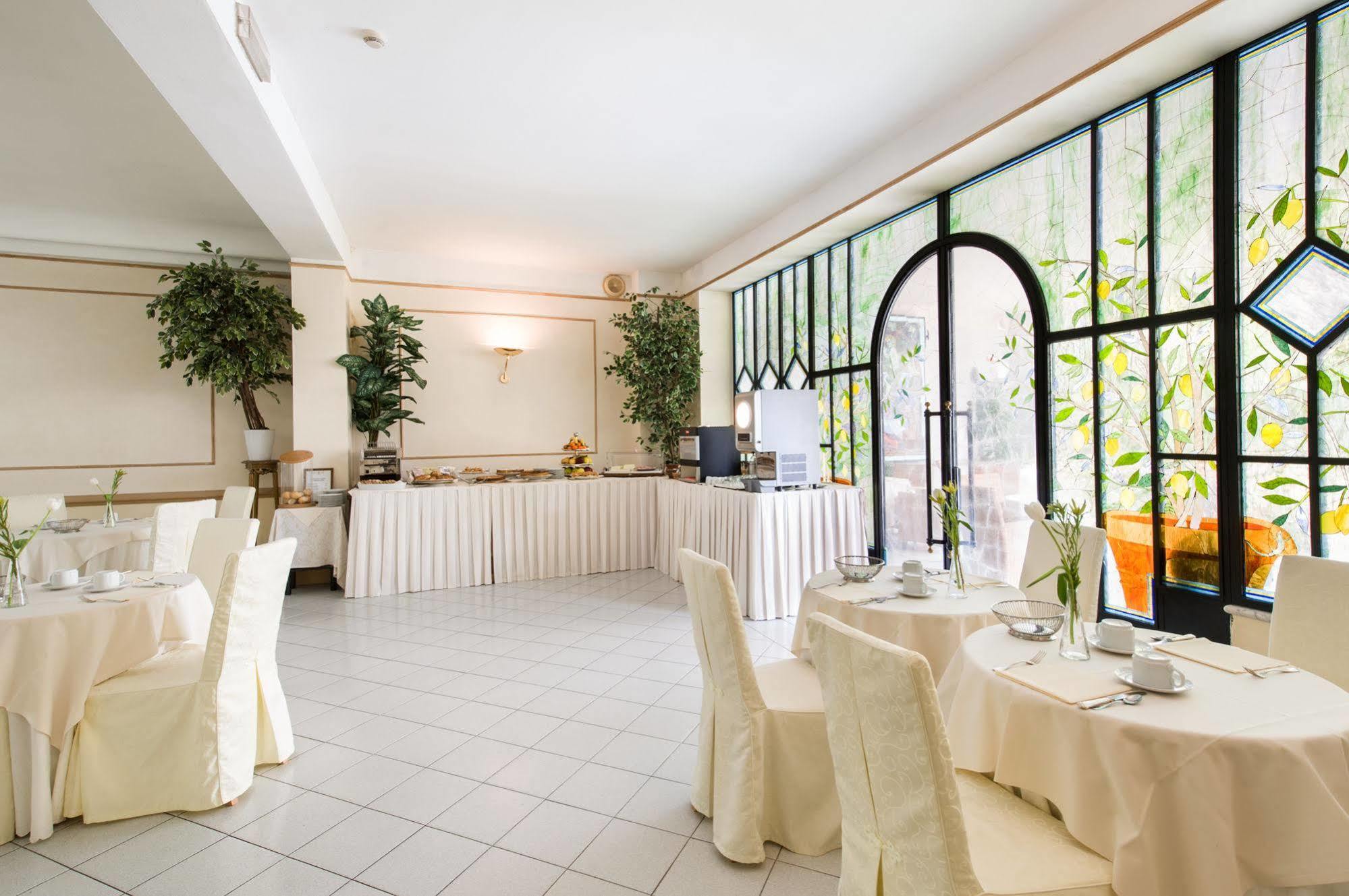 Hotel Goya Forte dei Marmi Ngoại thất bức ảnh