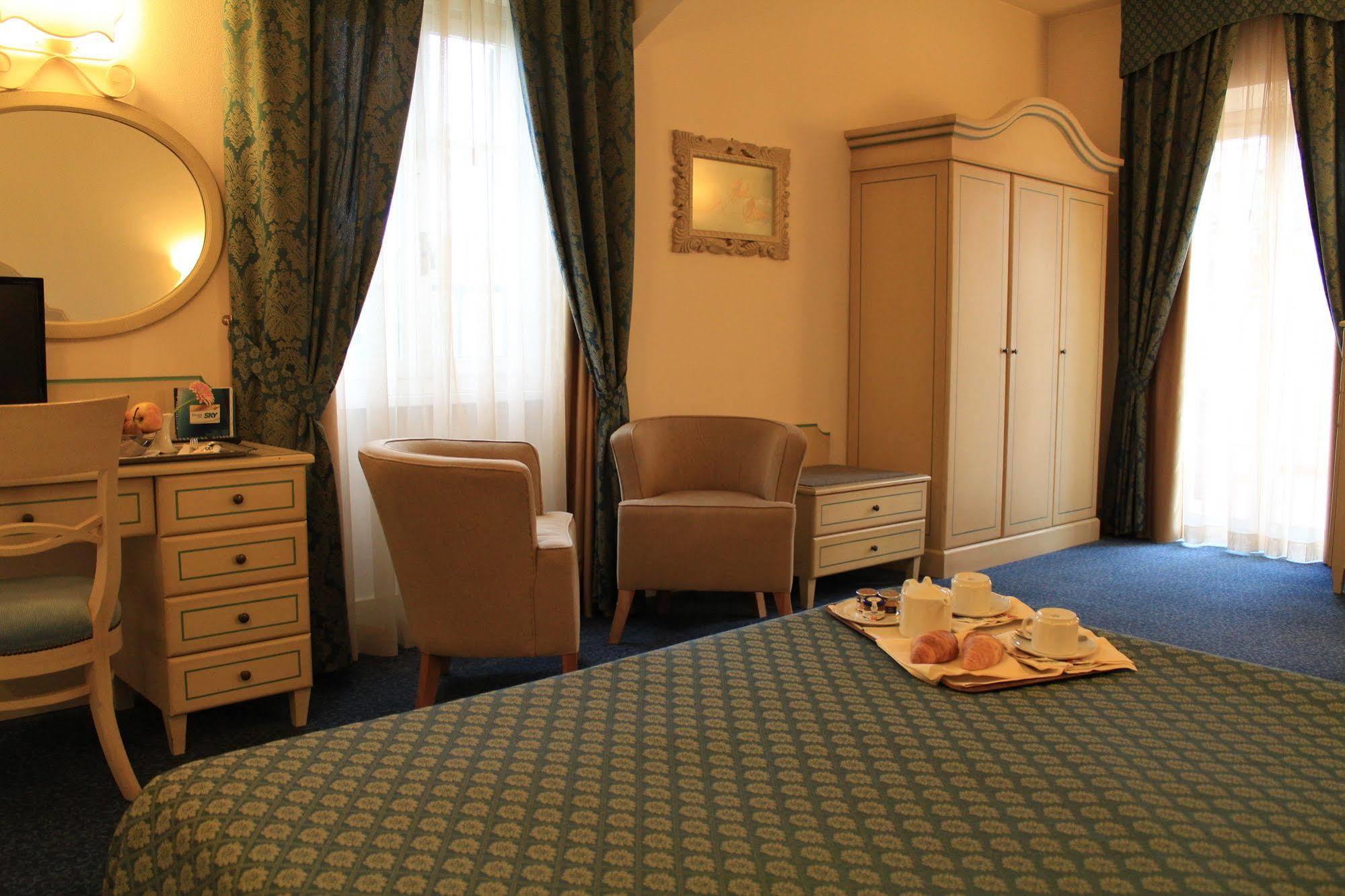 Hotel Goya Forte dei Marmi Ngoại thất bức ảnh